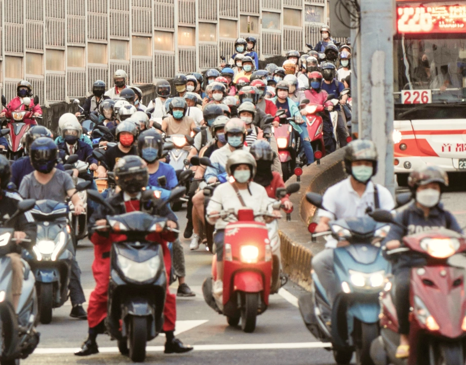 中環路車流量大，交通仰賴開車